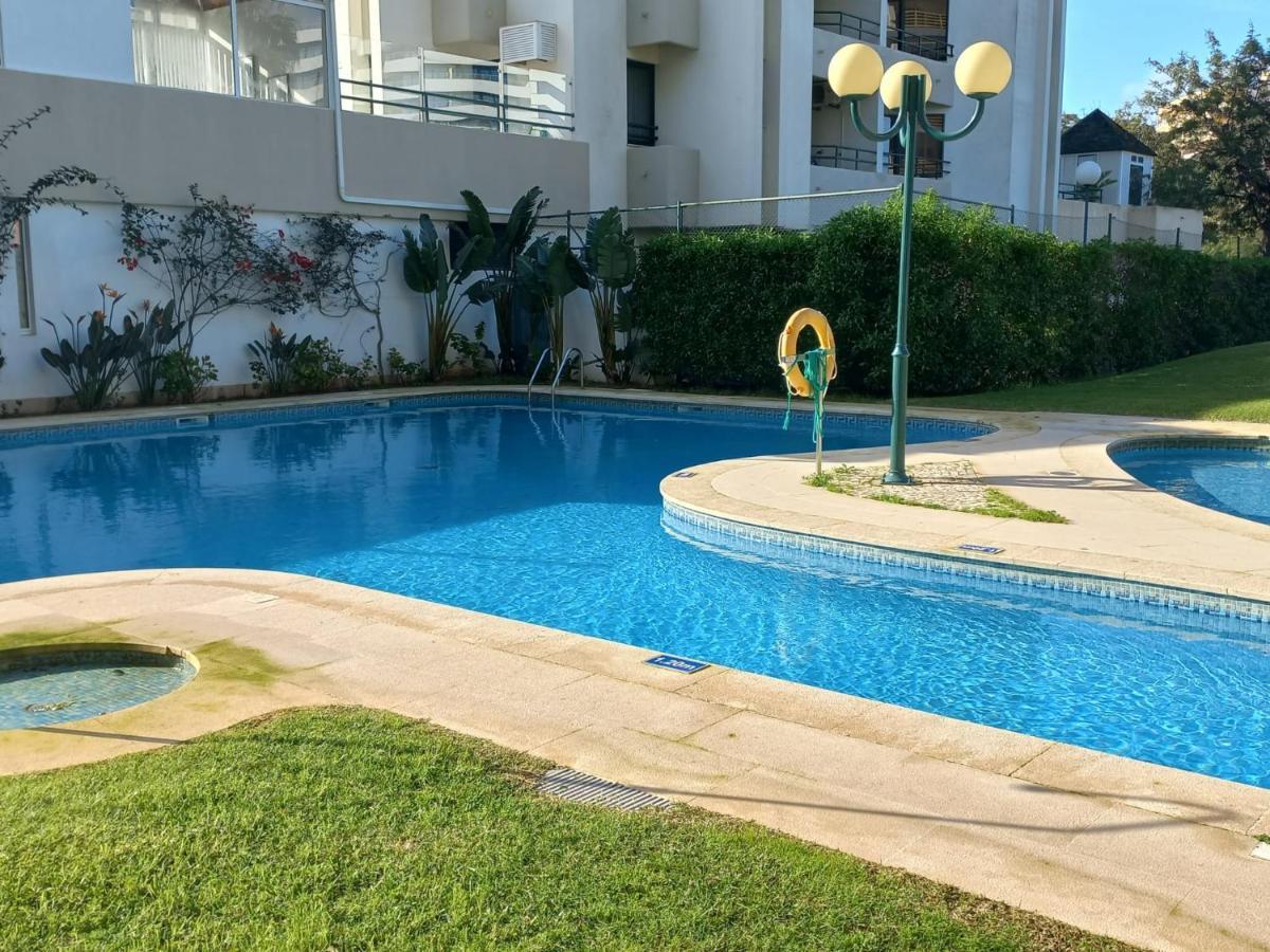 Global Guest Vilamoura Bagian luar foto